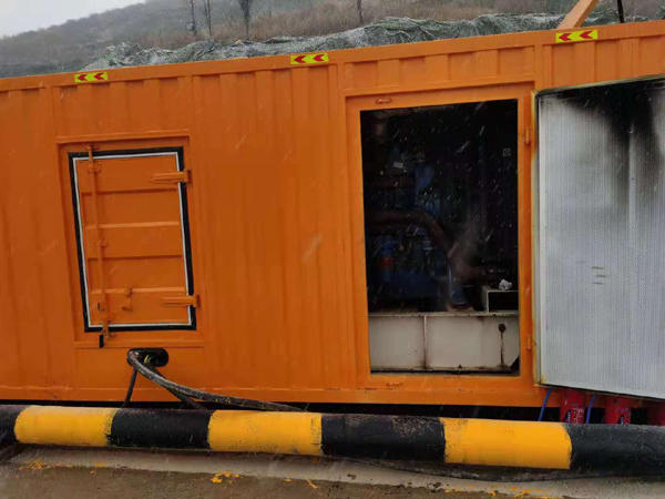 田东发电机出租 柴油发电机组电压低报警怎么办?